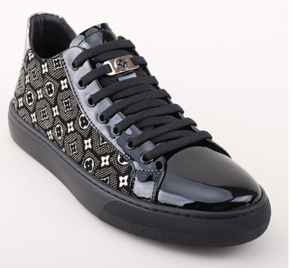 Freizeitschuhe, Skaterschuhe, Sportschuhe