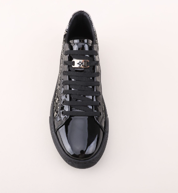 Freizeitschuhe, Skaterschuhe, Sportschuhe