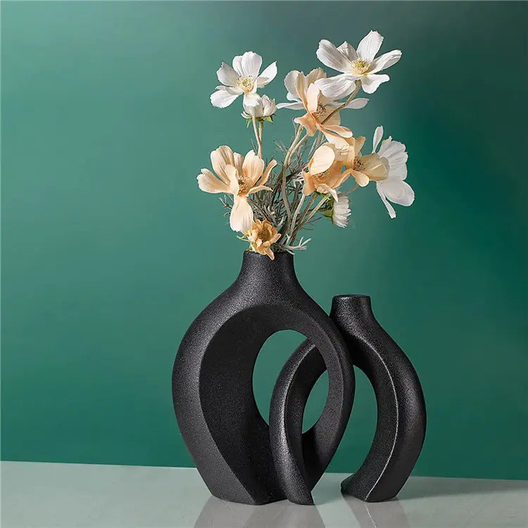 Nordische Keramik-Blumenvase als Wohndekoration